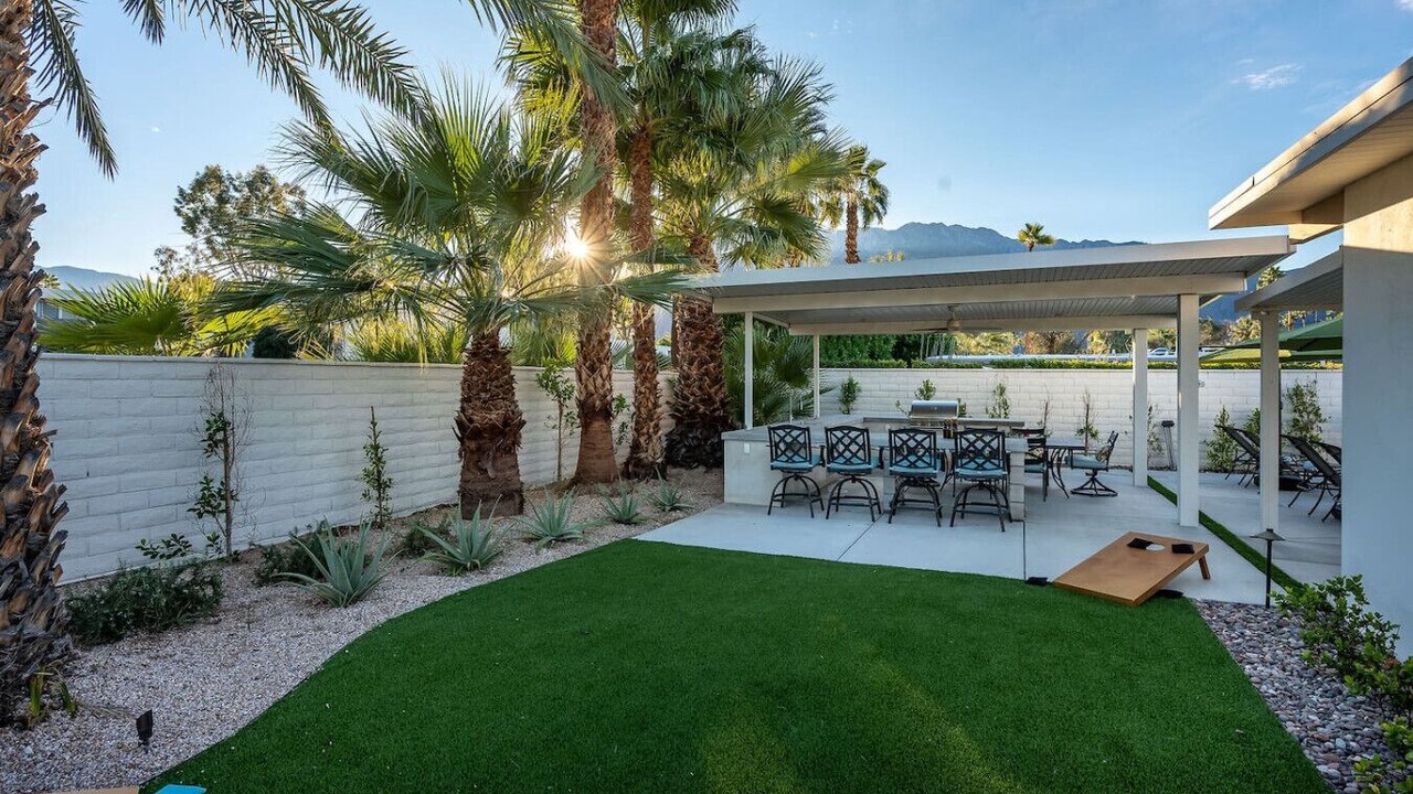 Photo of Outdoor in Sunmor