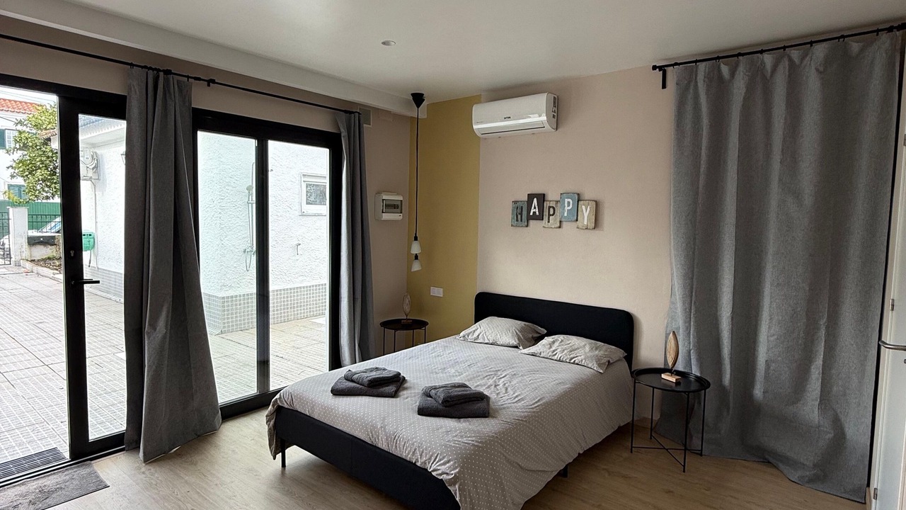 Photo of Bedroom in Charneca de Caparica e Sobreda