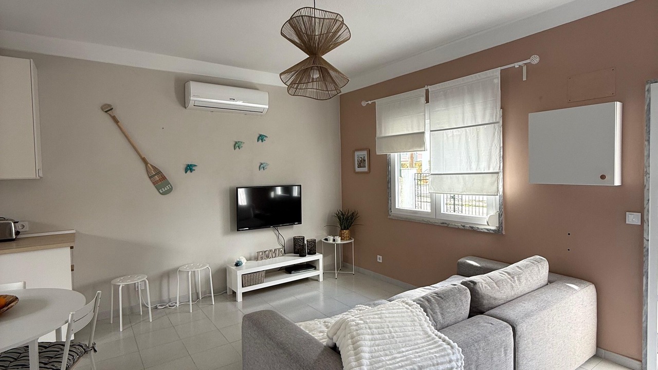Photo of Livingroom in Charneca de Caparica e Sobreda