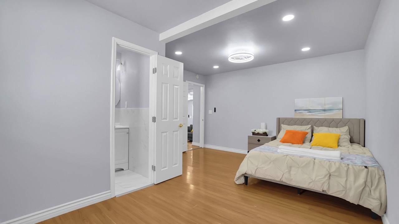 Photo of Bedroom in Los Angeles