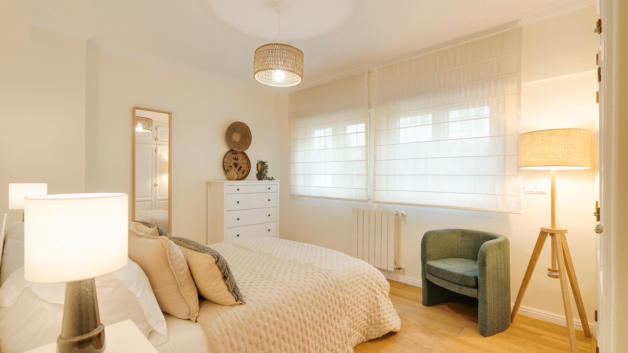 Photo of Bedroom in Estoril