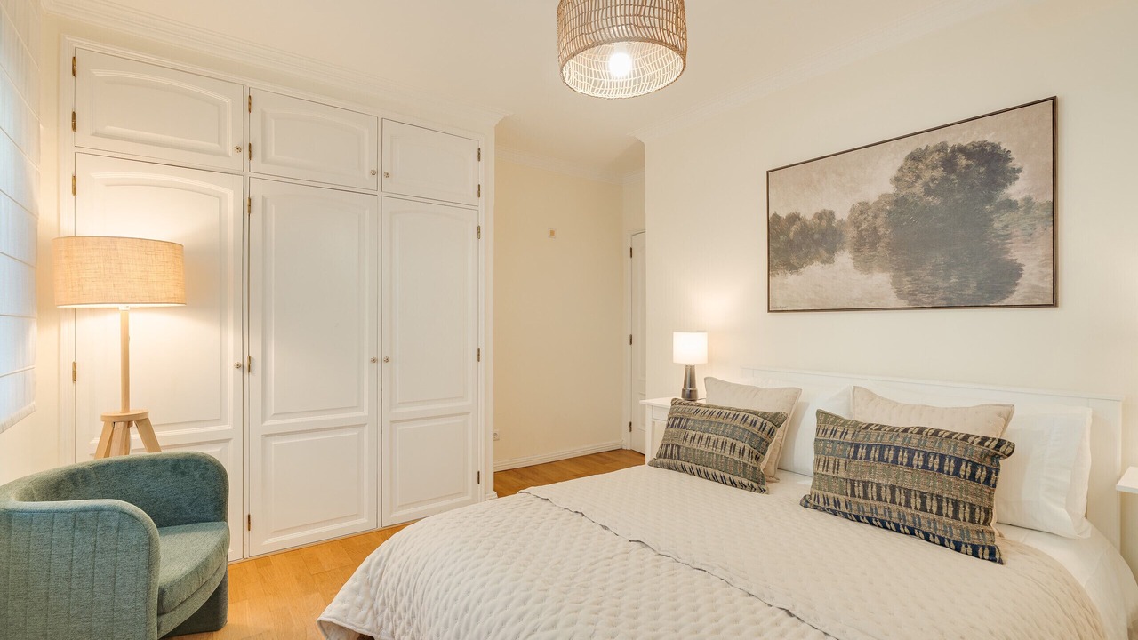 Photo of Bedroom in Estoril