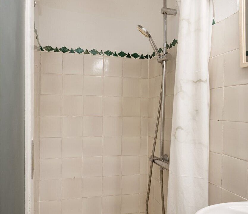 Photo of Bathroom in Cascais