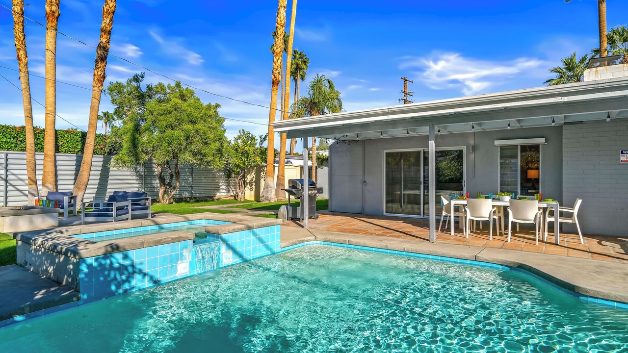Photo of Outdoor in Sunmor