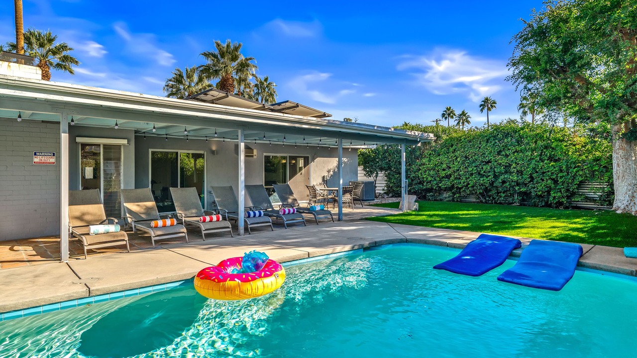 Photo of Outdoor in Sunmor