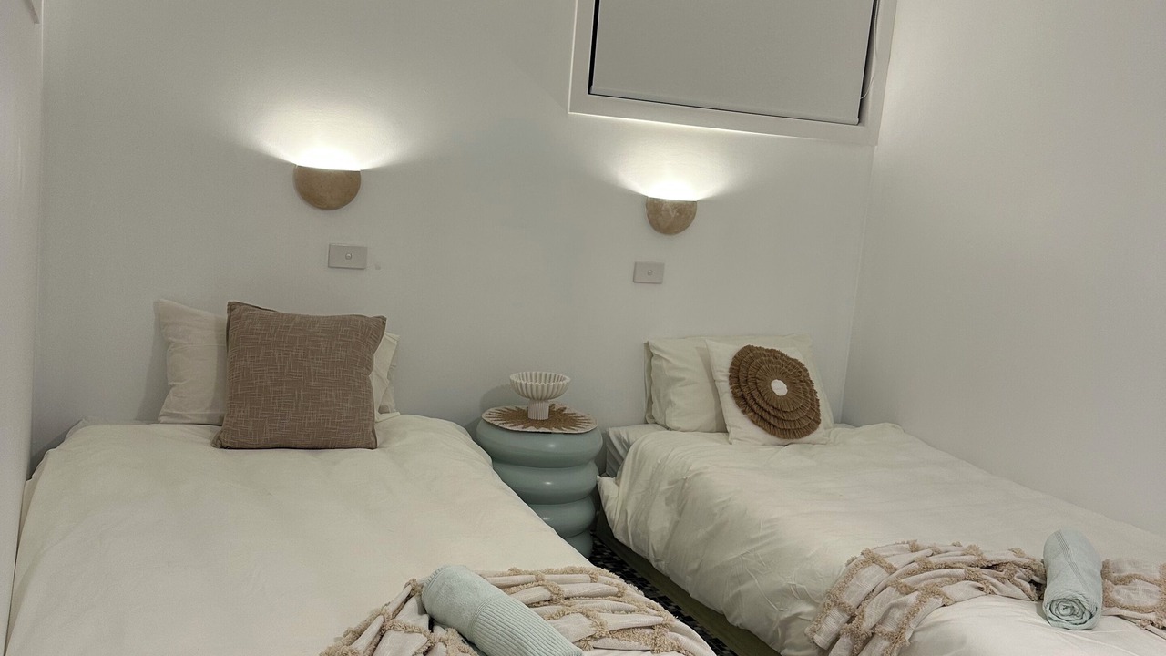 Photo of Bedroom in Golden Beach