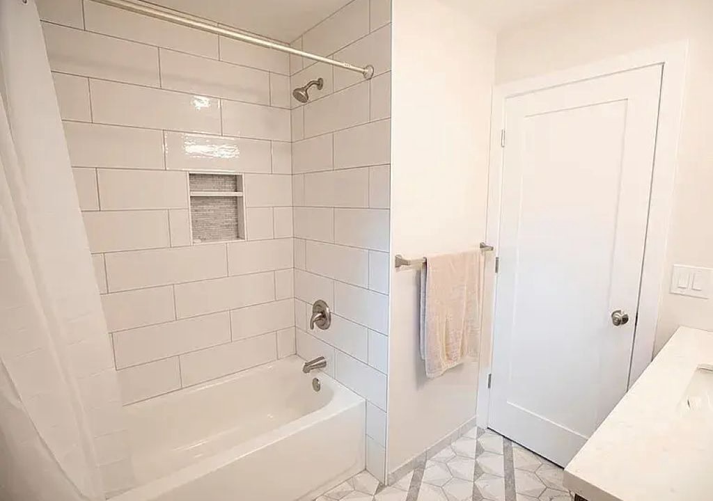 Photo of Bathroom in Lower Kingsbury