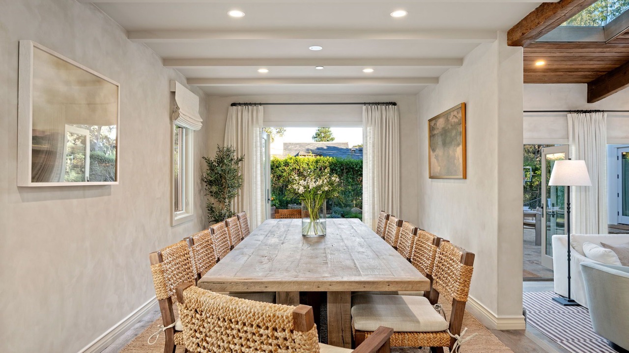 Photo of Livingroom in Coast Village