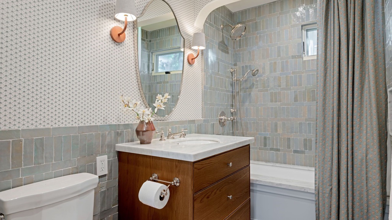 Photo of Bathroom in Coast Village