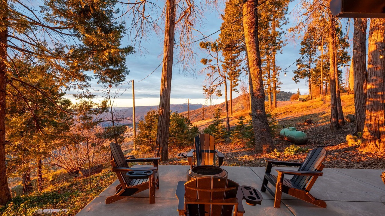 Photo of Patio Balcony in Dogwood Mountain