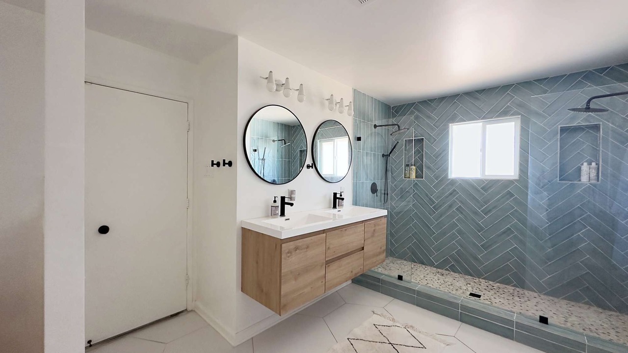 Photo of Bathroom in Yucca Valley