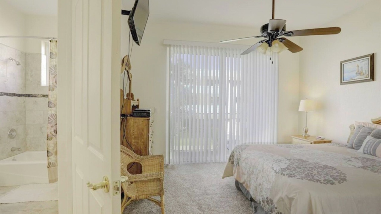 Photo of Bedroom in Downtown