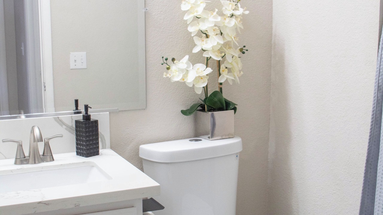 Photo of Bathroom in North Las Vegas