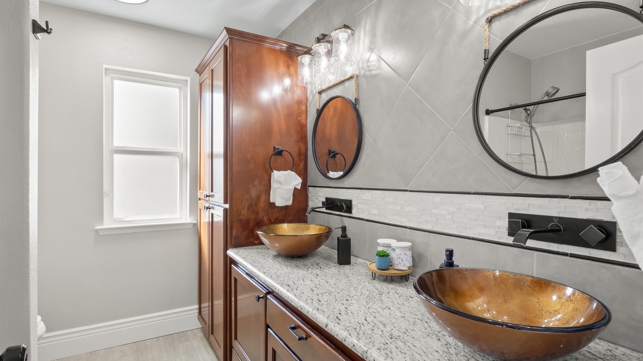 Photo of Bathroom in Clovis