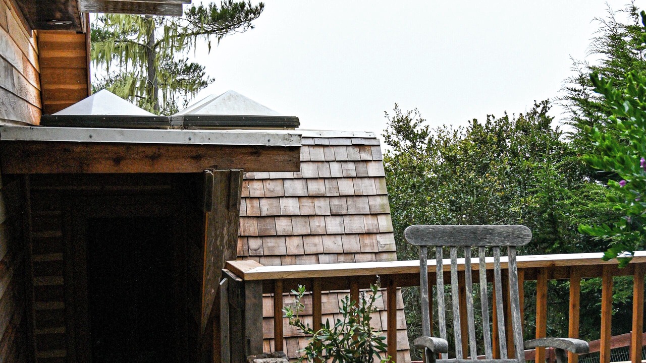Photo of Patio Balcony in Pine Knolls Estates