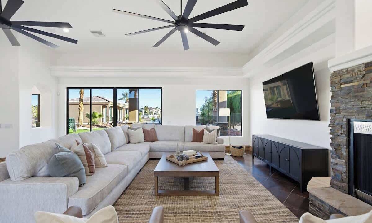 Photo of Livingroom in Lake Havasu City