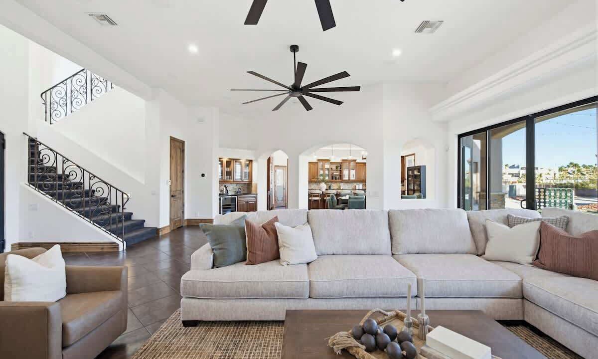 Photo of Livingroom in Lake Havasu City