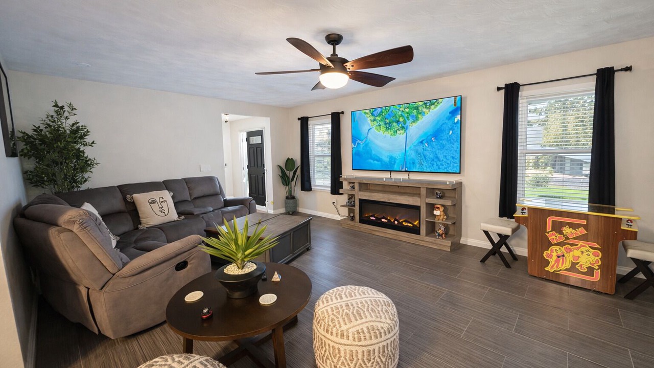 Photo of Livingroom in Sunrise Manor