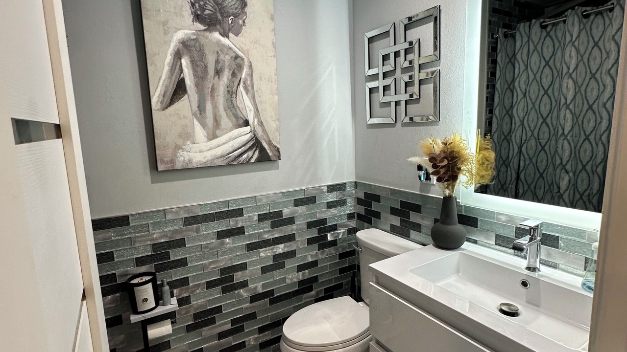 Photo of Bathroom in North Las Vegas