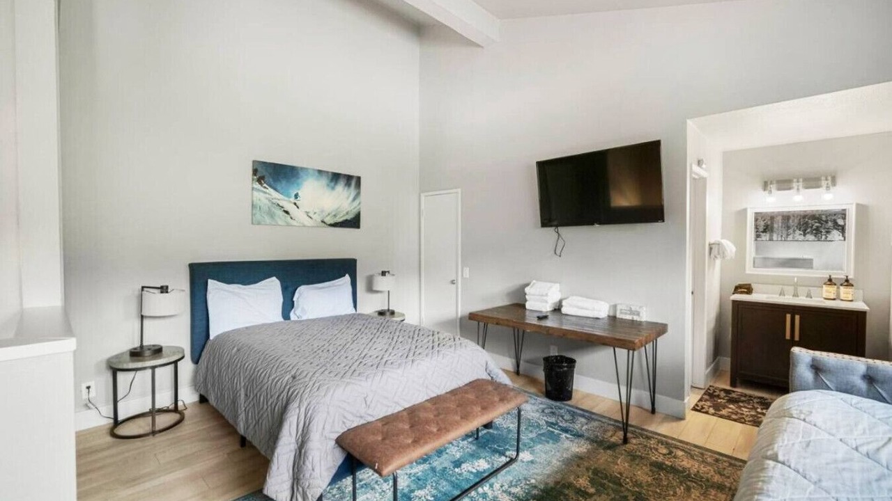 Photo of Bedroom in Mammoth Lakes