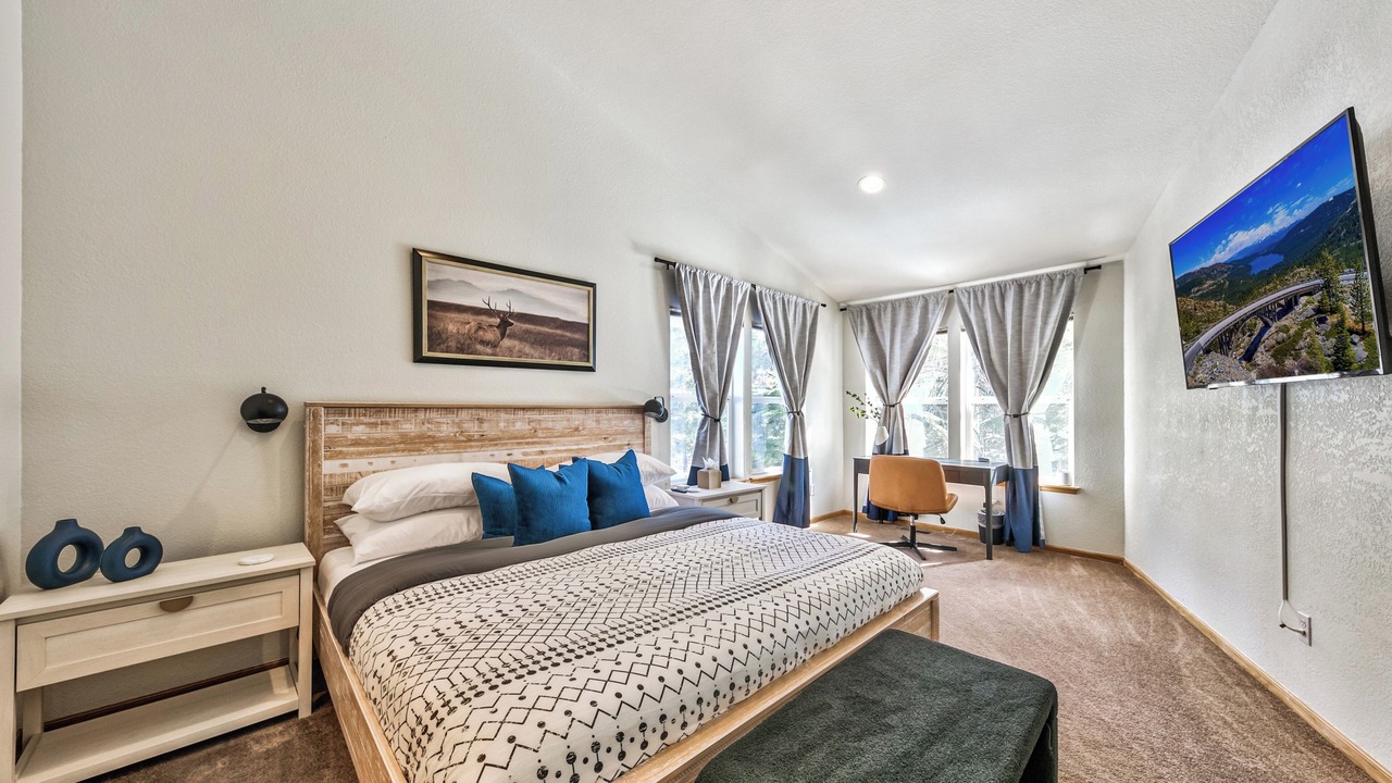 Photo of Bedroom in Christmas Valley