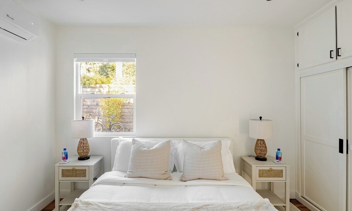 Photo of Bedroom in East Mesa