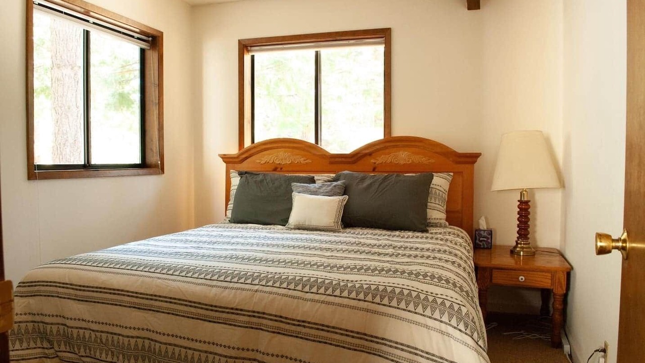 Photo of Bedroom in Glencoe