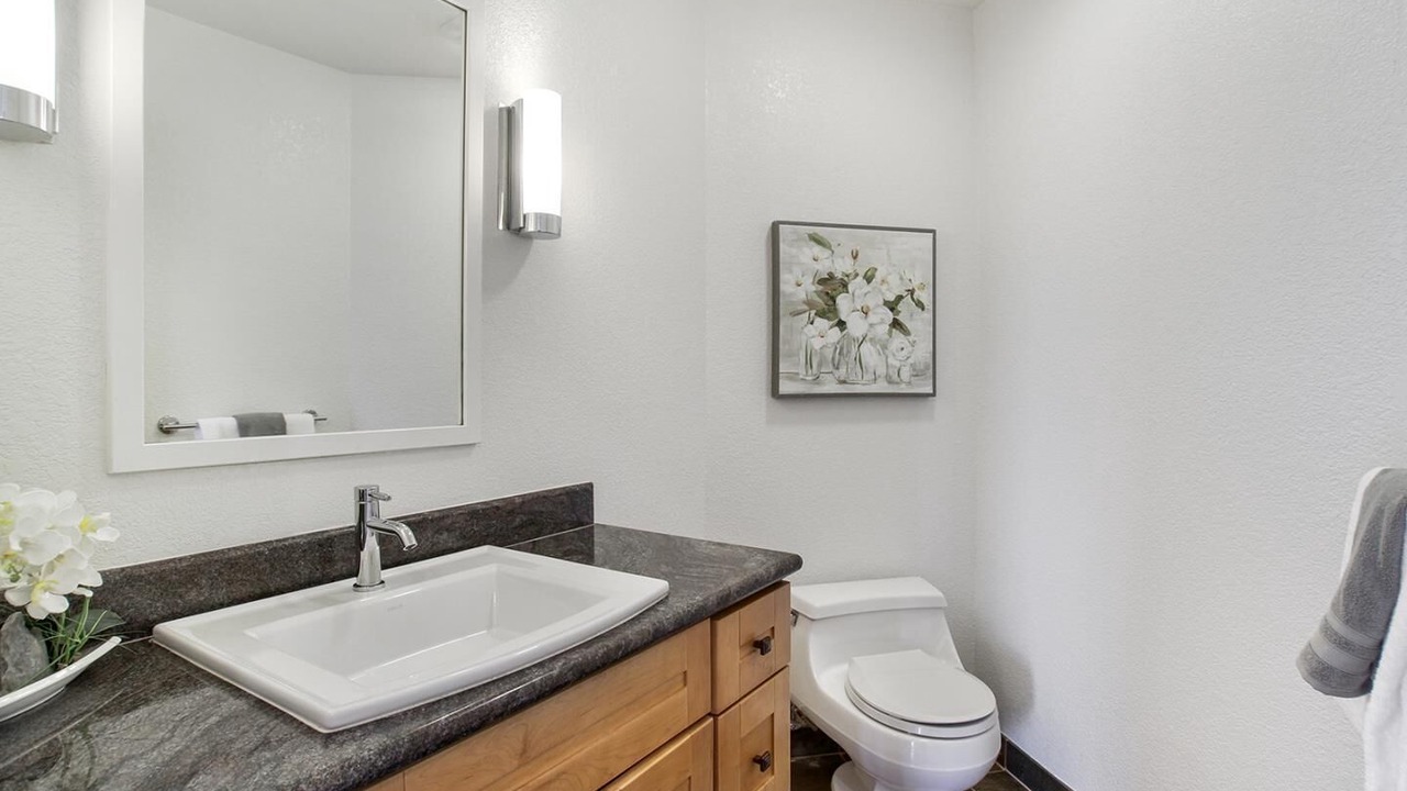 Photo of Bathroom in Central Portola Valley
