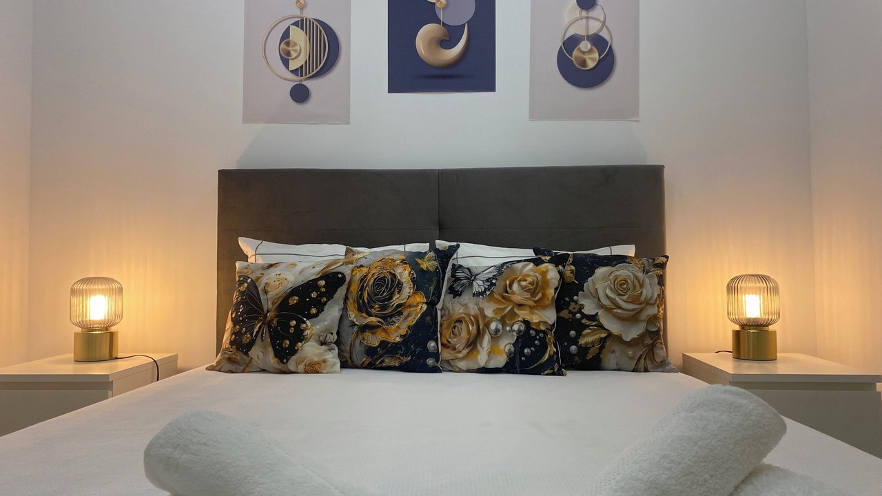 Photo of Bedroom in Santa Marta de Penaguiao