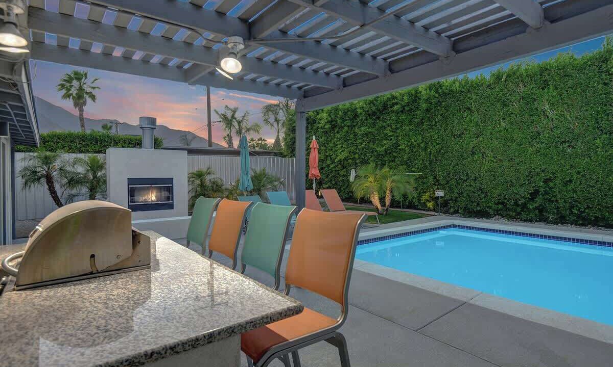 Photo of Outdoor in Sunrise Vista Chino