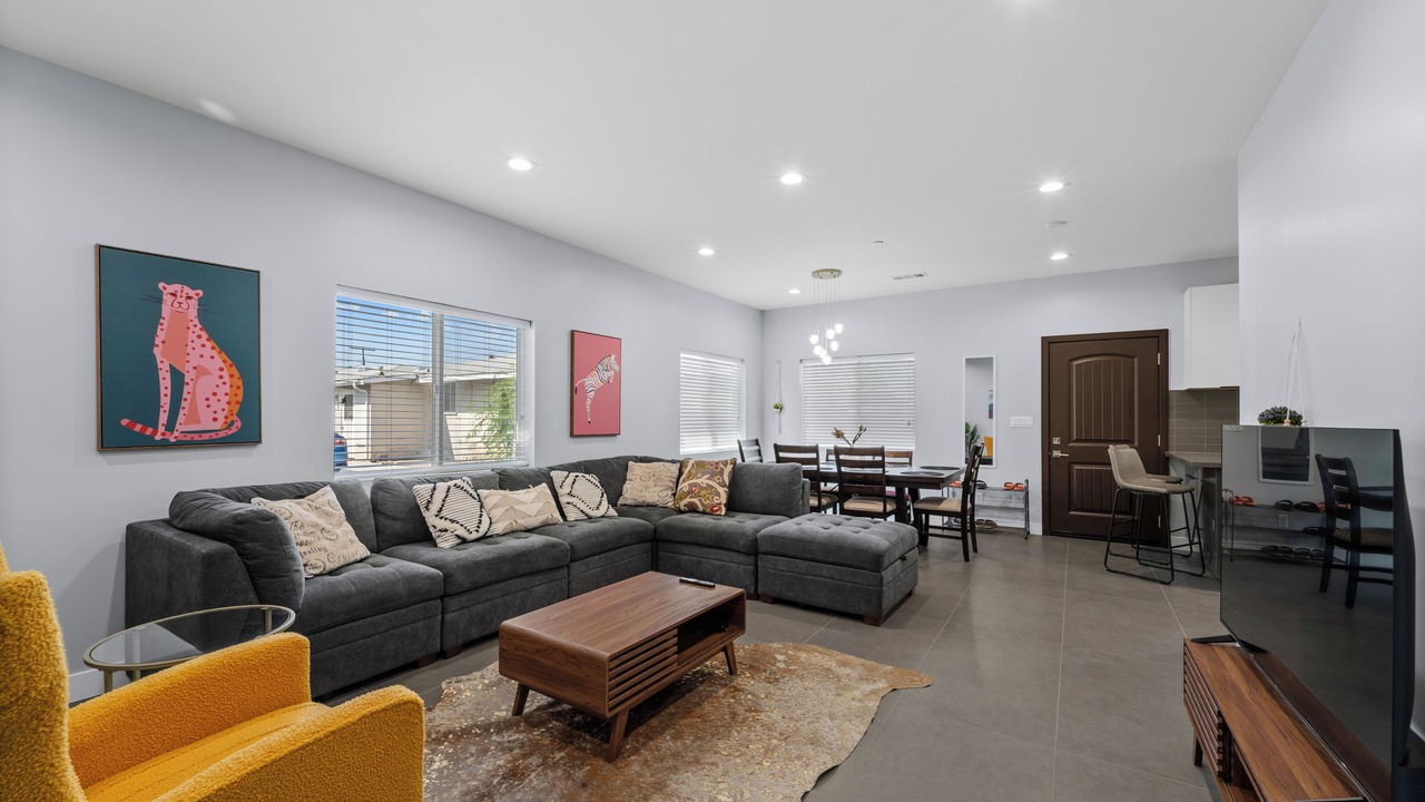 Photo of Livingroom in South San Gabriel