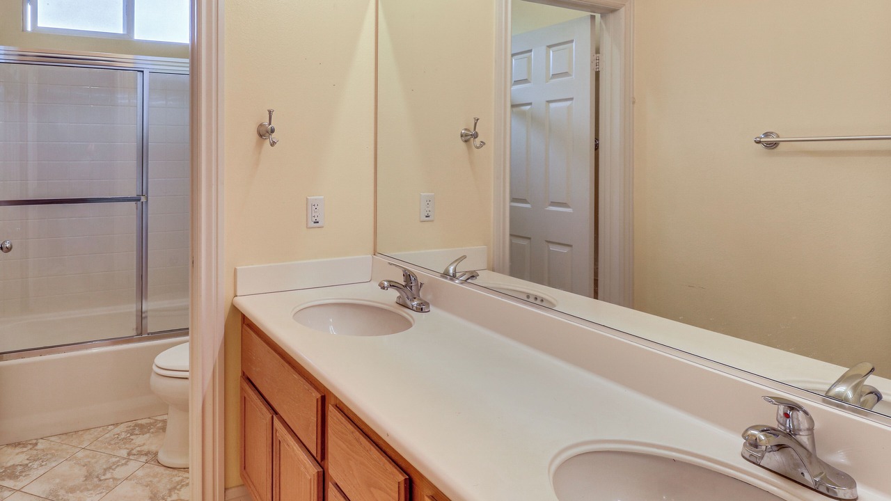 Photo of Bathroom in Palmdale