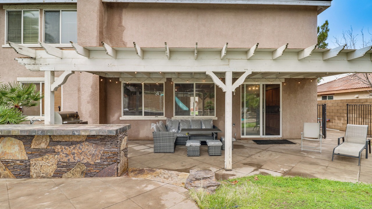 Photo of Patio Balcony in Palmdale