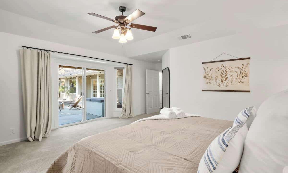 Photo of Bedroom in Raisin