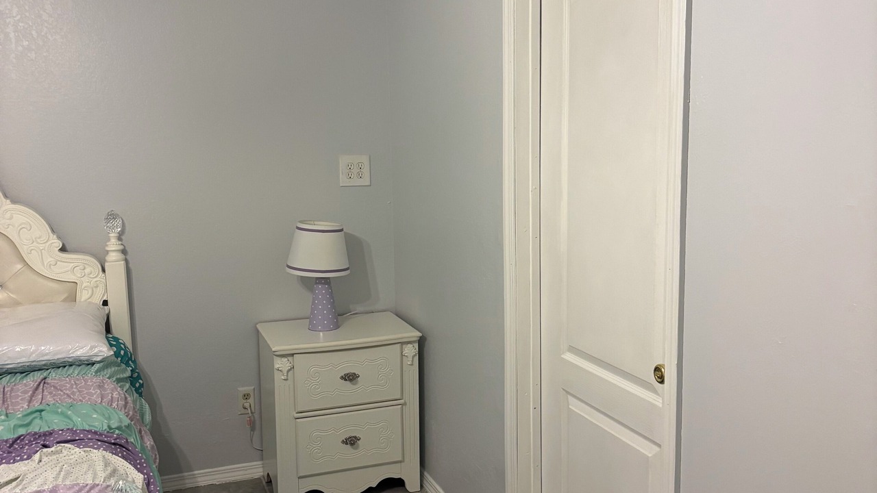 Photo of Bedroom in Porterville
