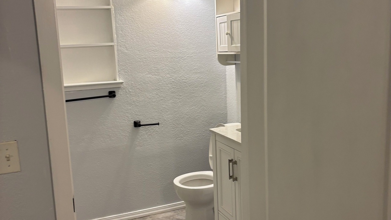 Photo of Bathroom in Porterville