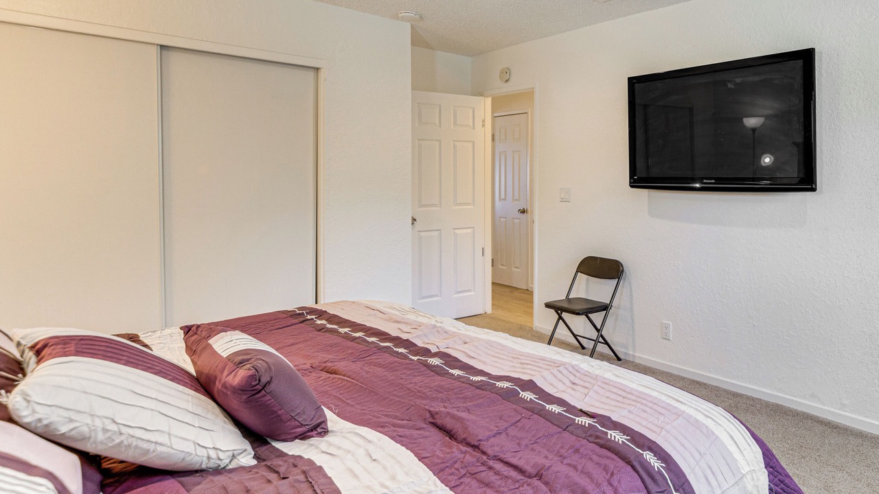 Photo of Bedroom in La Quinta Cove