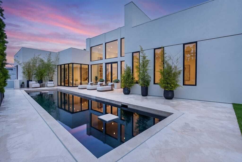 Photo of Outdoor in Beverly Grove