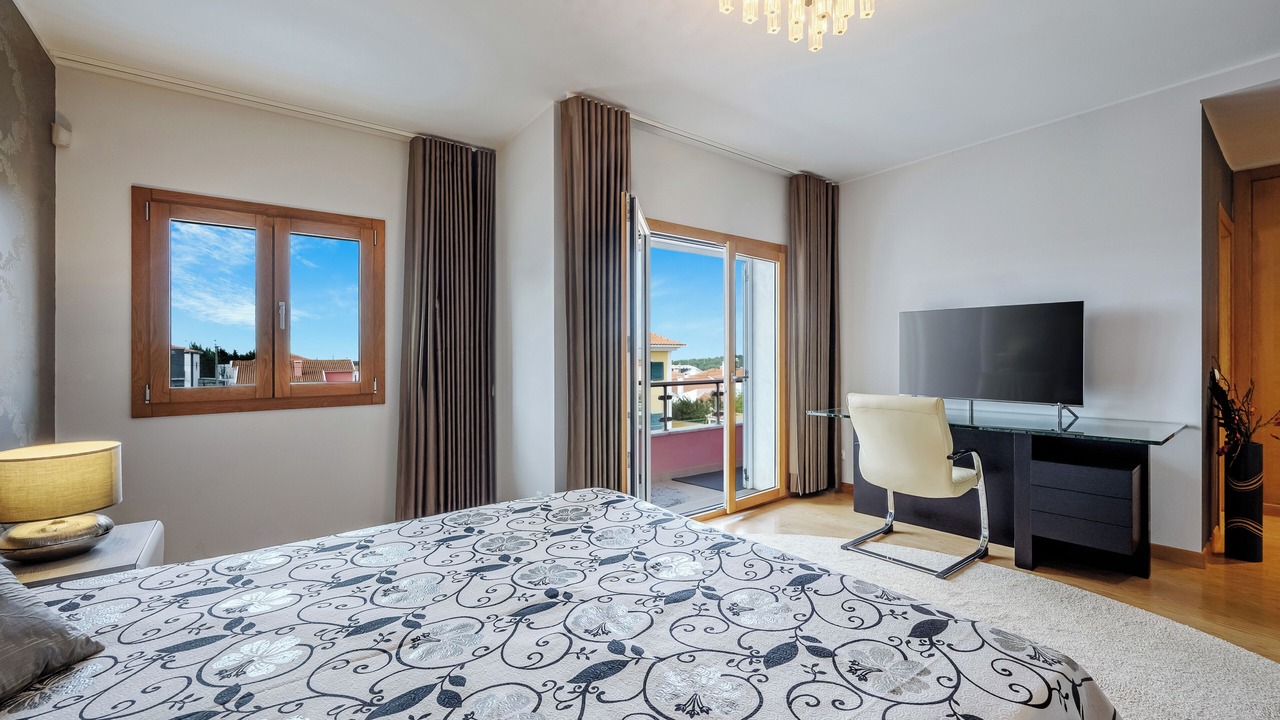 Photo of Bedroom in Cascais