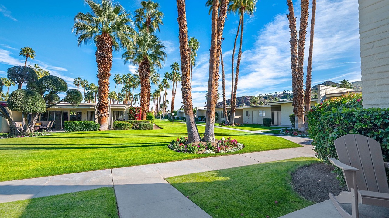 Photo of Outdoor in Araby Commons