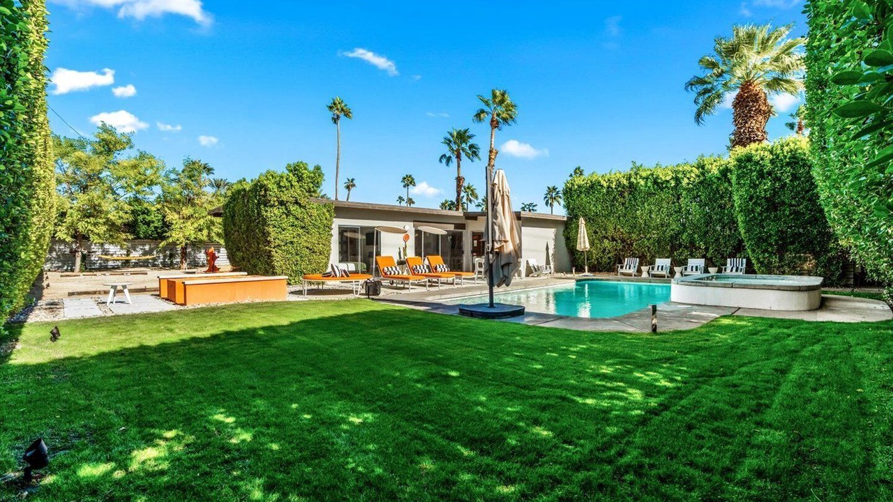 Photo of Outdoor in Sunmor
