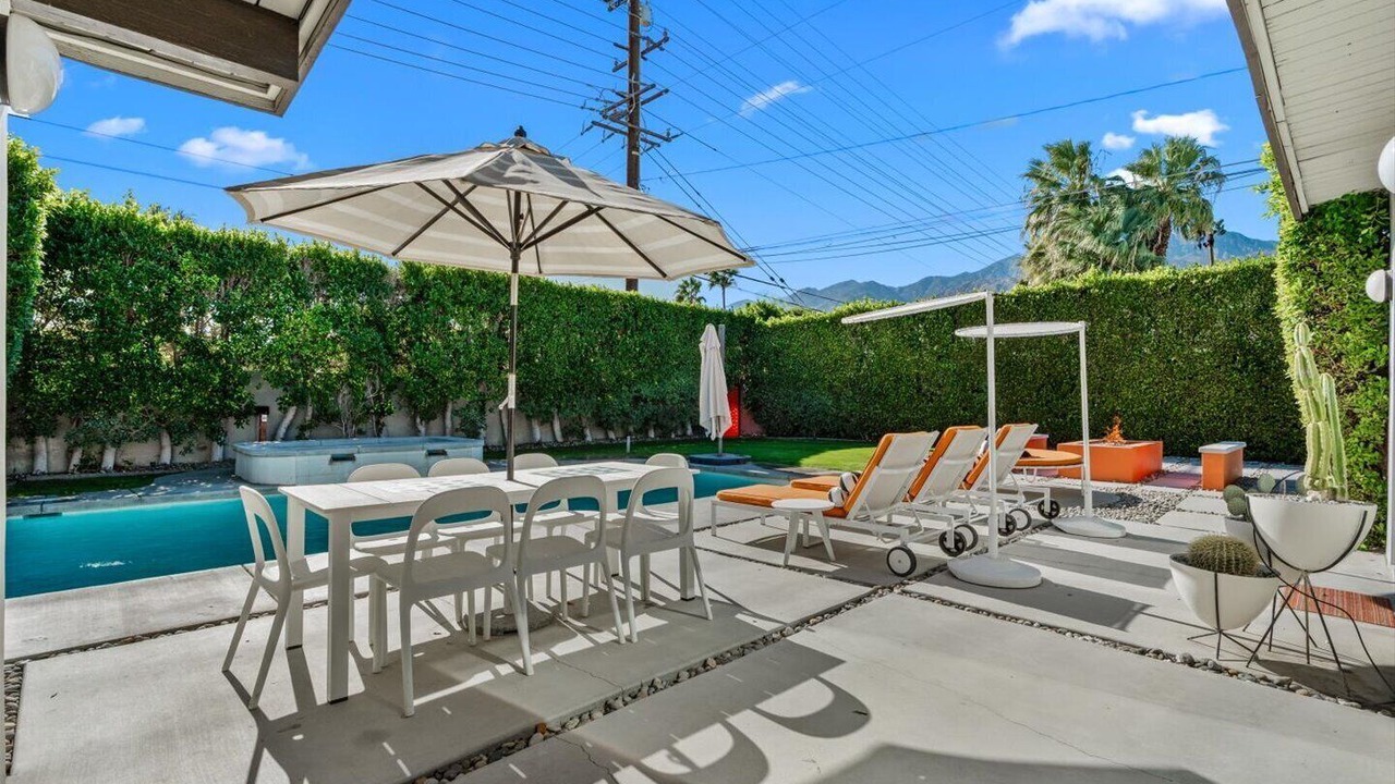 Photo of Outdoor in Sunmor
