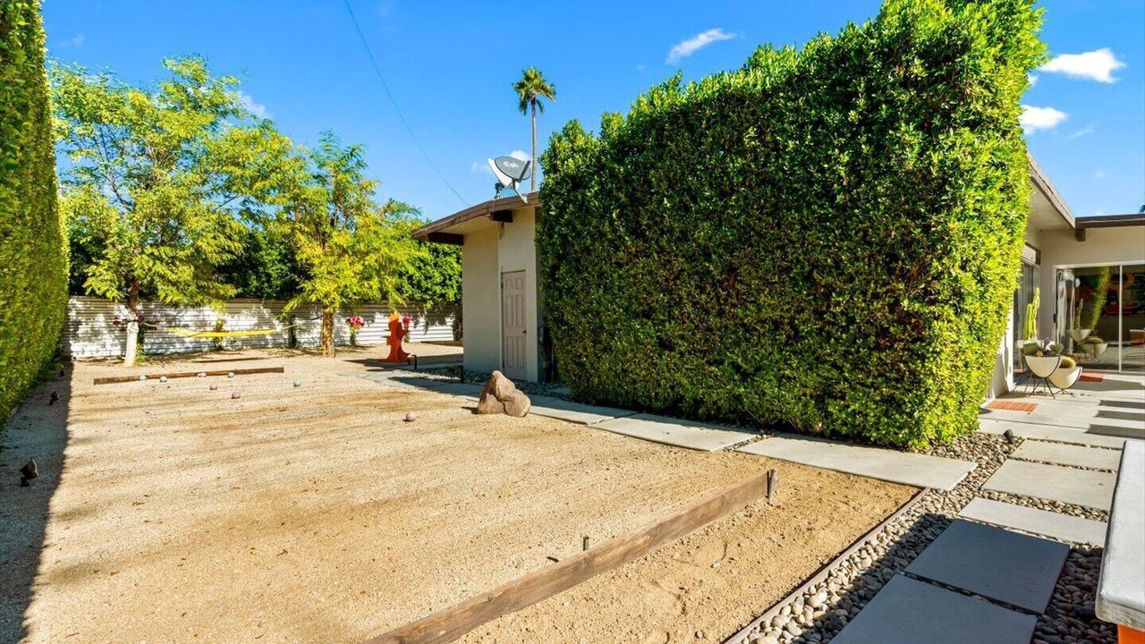 Photo of Outdoor in Sunmor