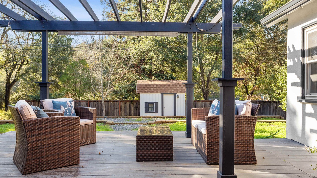 Photo of Patio Balcony in Healdsburg