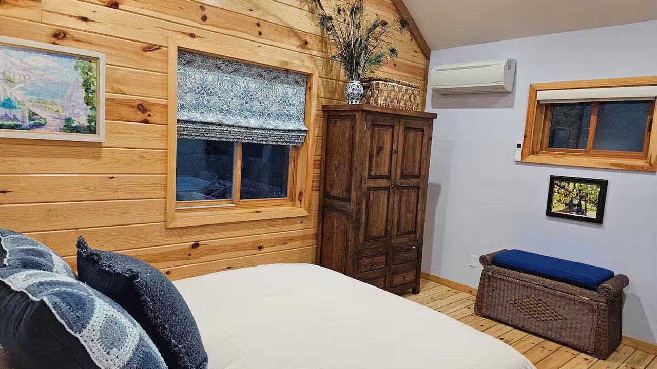 Photo of Bedroom in Pauma Valley