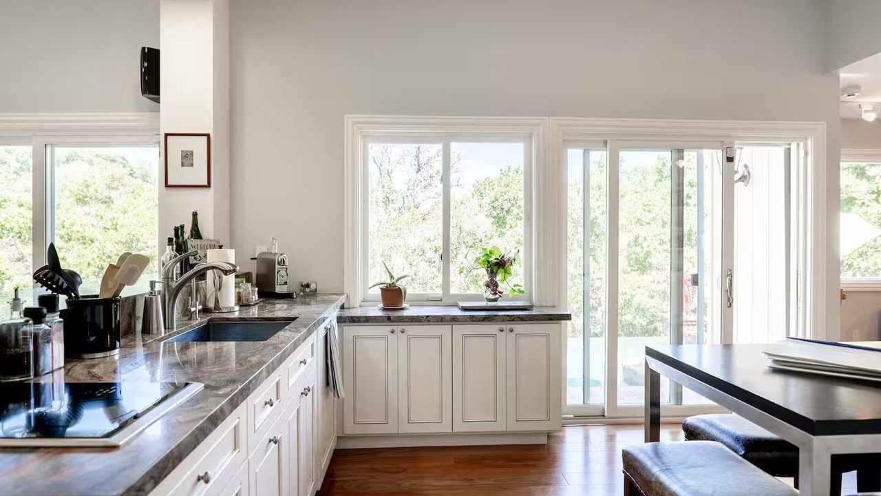 Photo of Kitchen in Los Altos Hills
