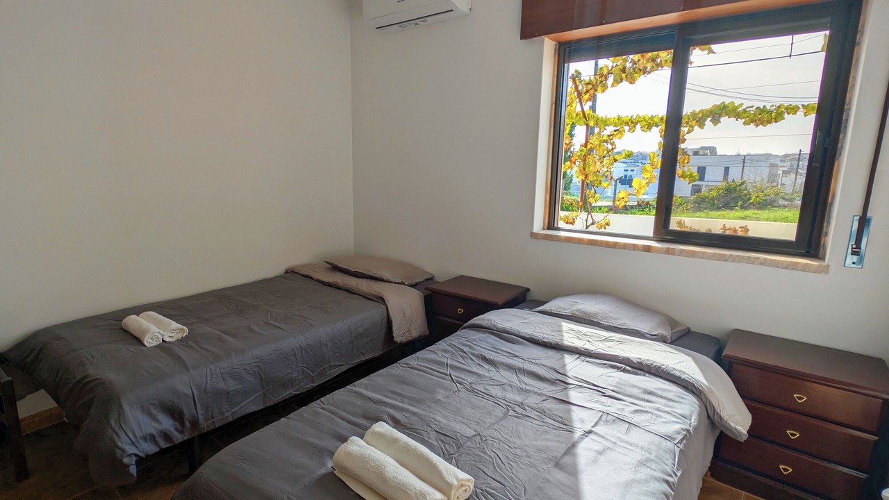 Photo of Bedroom in Charneca de Caparica e Sobreda