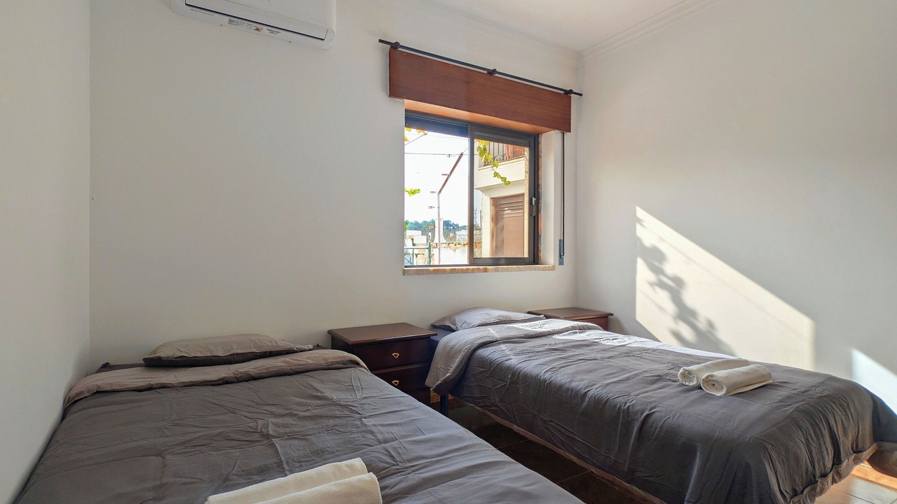 Photo of Bedroom in Charneca de Caparica e Sobreda