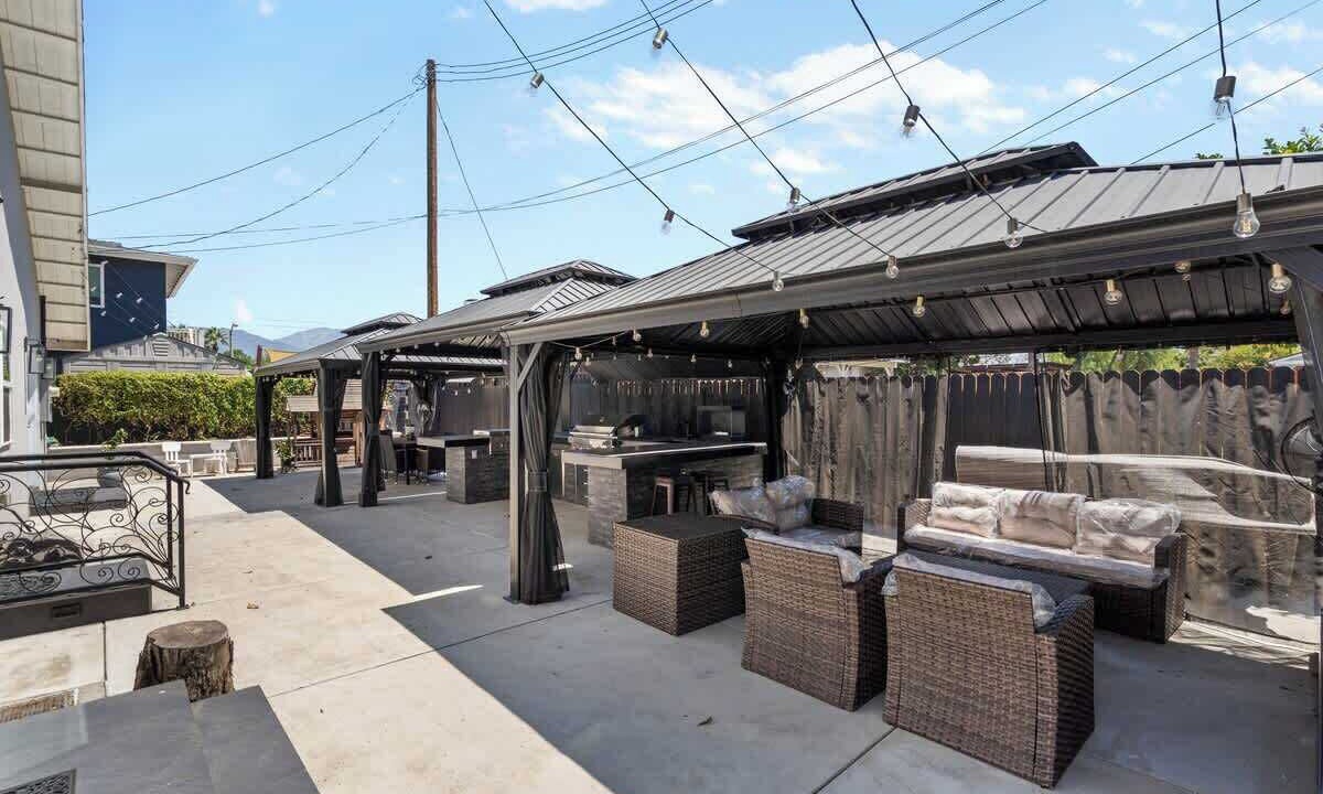 Photo of Patio Balcony in Westmont