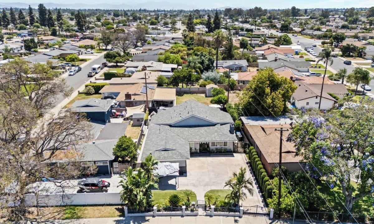 Photo of Outdoor in Westmont